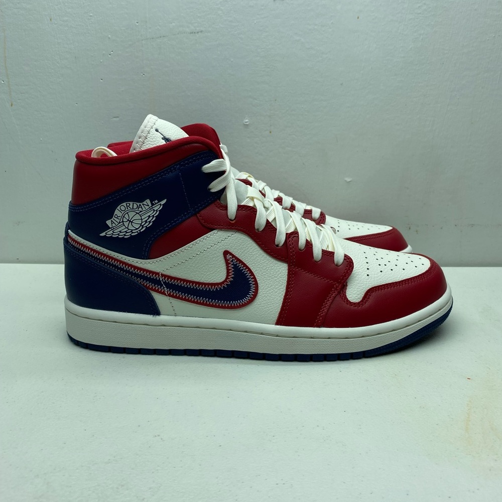 Jordan 1 mid women “USA” - Picture 3 of 5